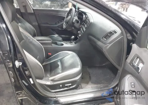 2012 Kia Optima Sx z USA, uszkodzony, nr VIN 5XXGR4A6XCG067156